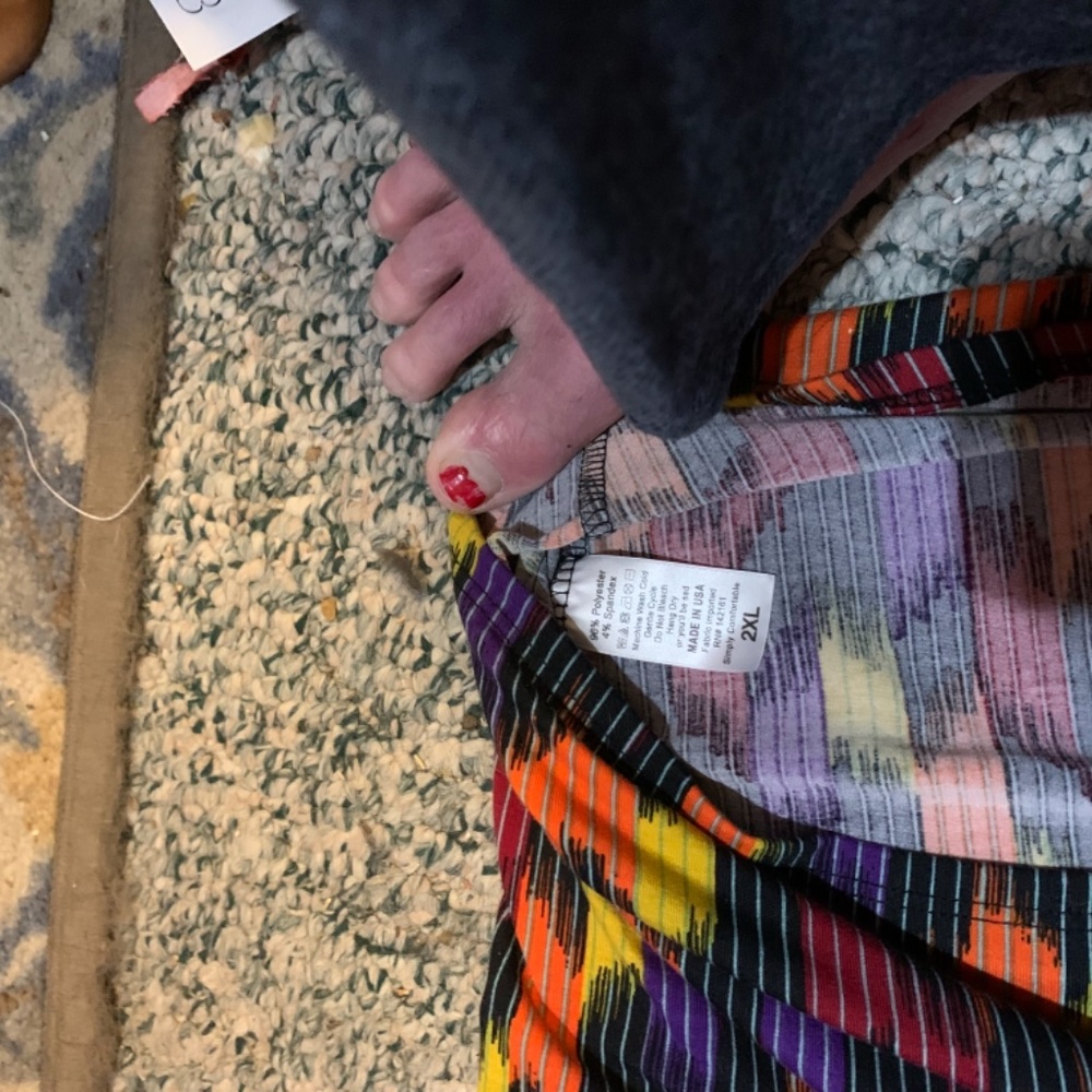 Lularoe tee - Picture 3 of 4